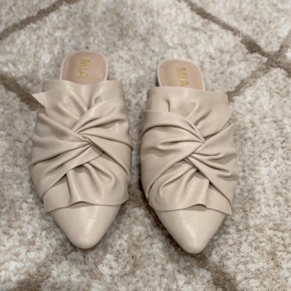 Tan Mules
